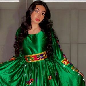 Meet your Posher, Fatemah